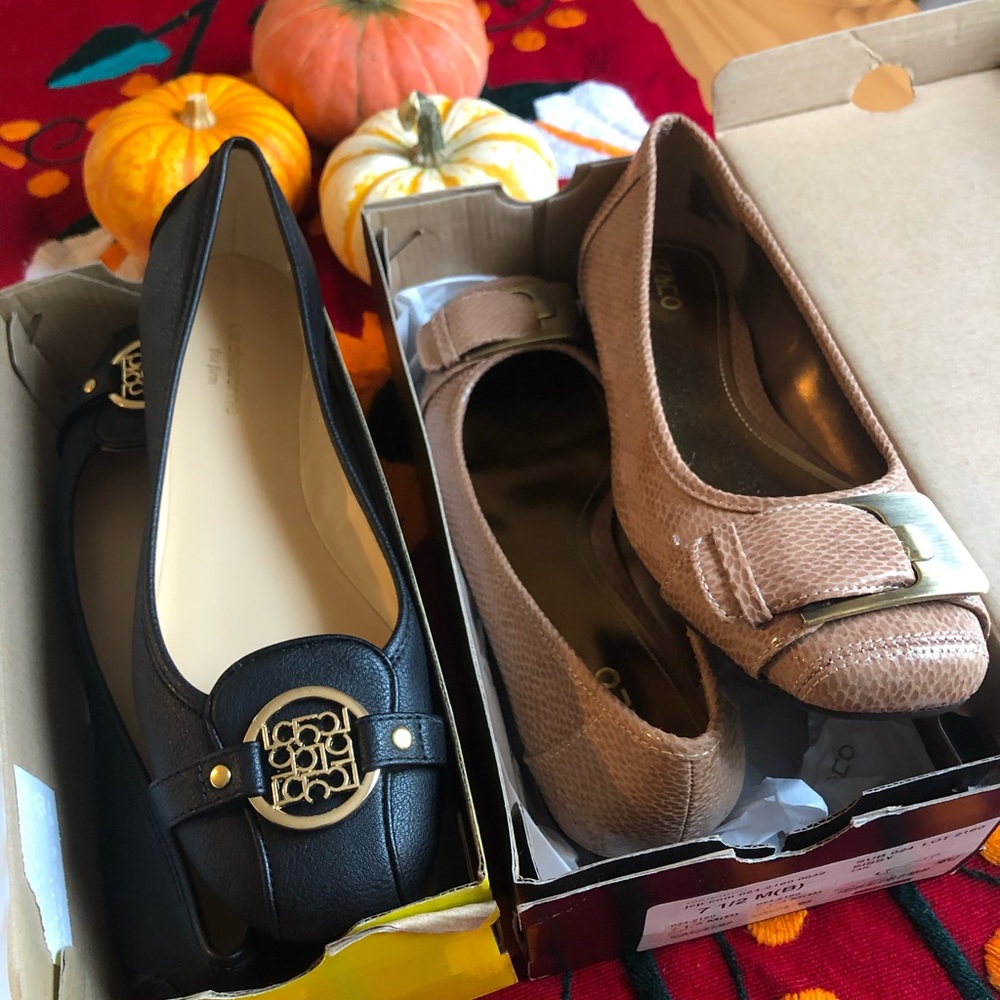2 pairs of Flats brand new